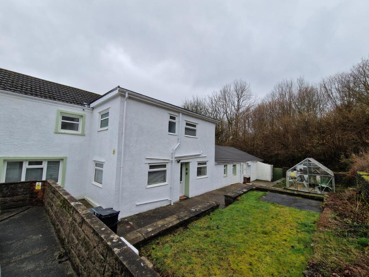Lewis Gethin House, Newly Renovated Cottage Sleeps 9, Close To Bike Park Wales Merthyr Tydfil Exterior foto